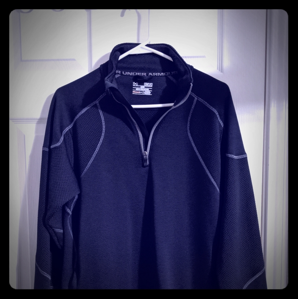 Men's medium under armour loose sweatshirt